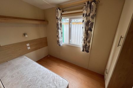 Stafford, Grindley - Photo 2