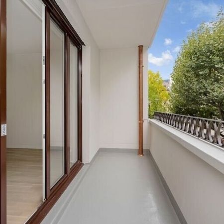 4.5-ZW mit Terrasse und zwei Balkonen im Zentrum von Biel - Photo 2