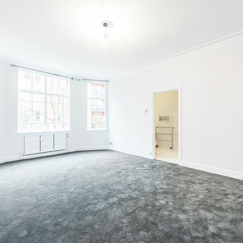 Oakwood Court, London, W14 - Photo 1