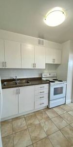 SOUTH EXPOSURE!!! UNIT 2-BEDROOM APARTMENT - Photo 4