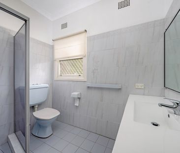 102 Auburn Road - Photo 2