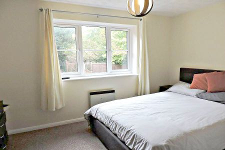 2 bedroom house to rent - Photo 3