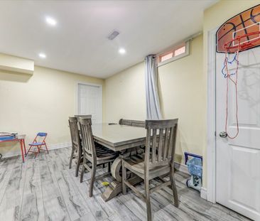 For Lease - 138 West Lawn Crescent Unit# Bsmt, Whitchurch-Stouffvil... - Photo 4