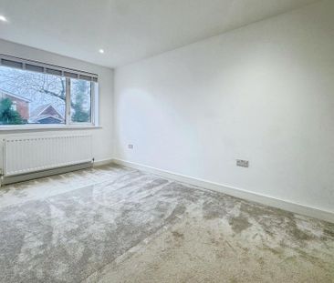 4 bedroom detached house to rent - Photo 3