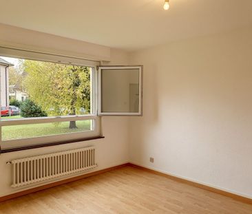 Appartement rafraîchi de 2 pièces au rez-de-chaussée - Photo 4