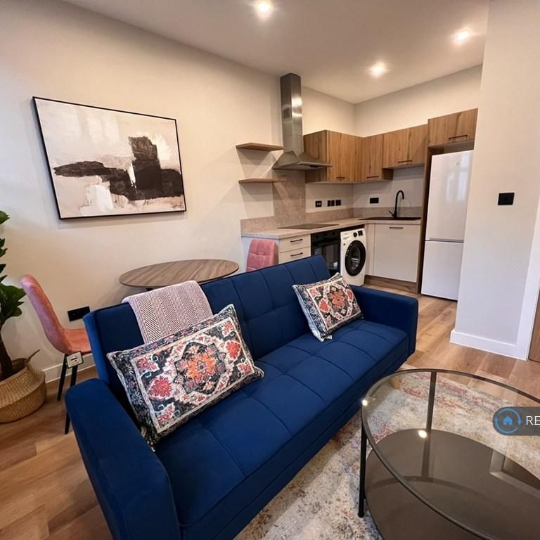 1 bedroom flat to rent - Photo 1