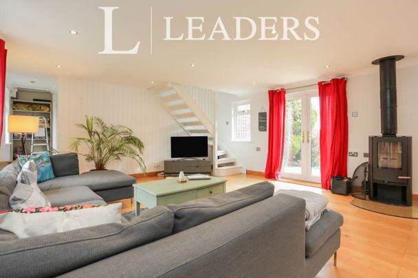 2 bedroom house to rent The Green, Coddenham, Ipswich, IP6 - Photo 1