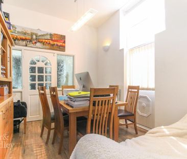 2 bedroom semi-detached house to rent - Photo 3