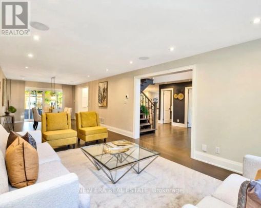 2068 MISSISSAUGA ROAD - Photo 1