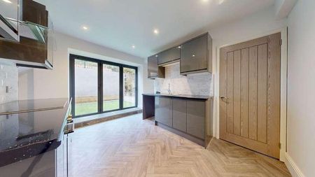 Alma Street, Bleanau Gwent, Abertillery, NP13 - Photo 5