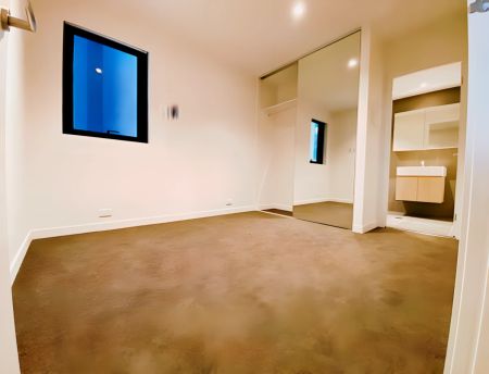 2 Bedroom*3902 - Photo 4