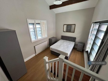 2 bedroom detached house to rent - Photo 2