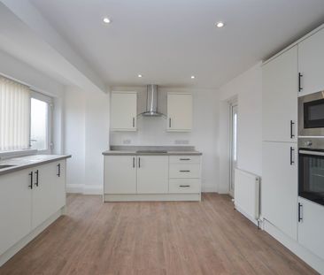 2 bed semi-detached house to rent in Hollywell Road, North Shields,... - Photo 2