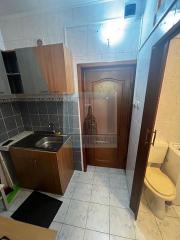 Garsoniera 24 mp, etj 1/4 - zona Tractorul - Fotografie 5