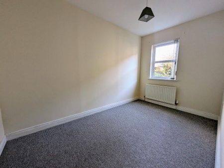 10 East Street Court, Newtownards, BT23 7EZ - Photo 4