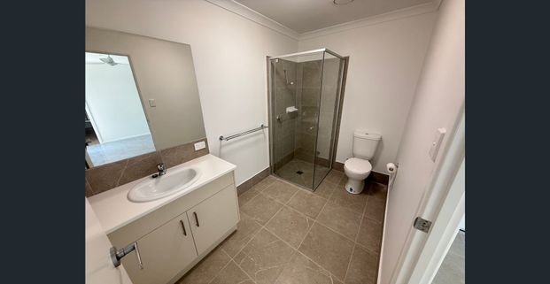 Brand New 2-Bedroom Duplex with Lock-Up Garage - Photo 1