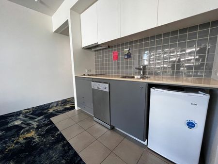 803/1 Marlin Parade, Cairns City QLD 4870 - Apartment For Rent | Domain - Photo 4