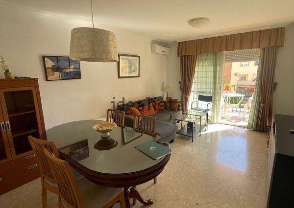 Alquiler de piso en Urbanización Santa Rosa