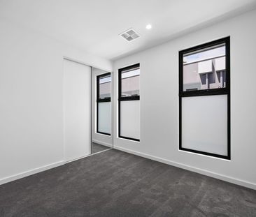 BRAND NEW HOME | Contemporary Living in a Convenient Marion Location - Photo 4