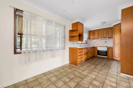 3 Kenneth Street, - Photo 2