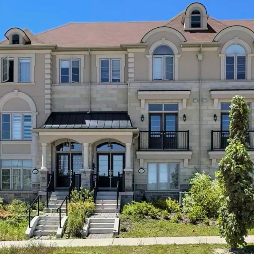 For Lease - 106 Grand Trunk Avenue, Vaughan, Ontario - Photo 1