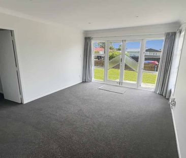 LEVIN - 3 BEDROOMS - Photo 2