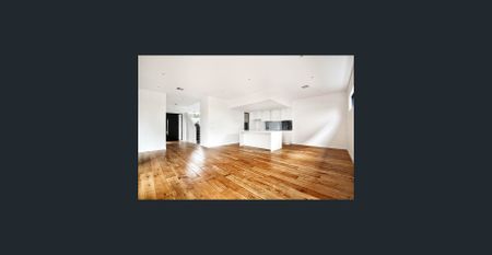 Executive Living in Premier Location! - Photo 5