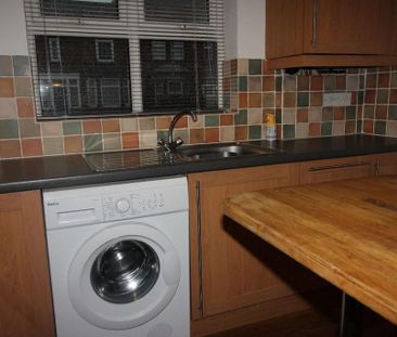 2 bedroom apartment to rent - Photo 6