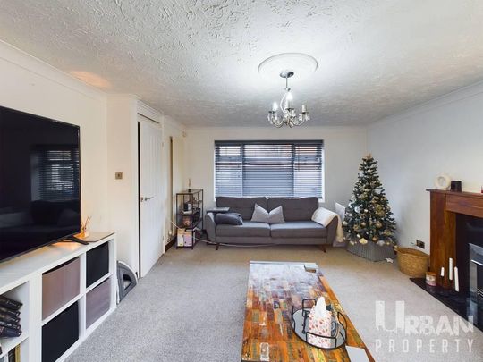 4 bedroom house to rent - Photo 1