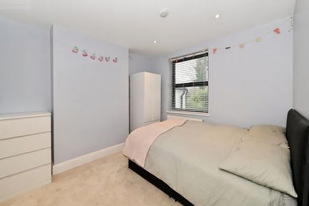 Room in a Shared House, Lugard Road, SE15 - Photo 4