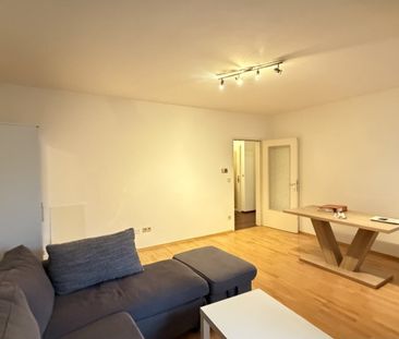 Ruhiges Wohnen mit Loggia und Garage | ZELLMANN IMMOBILIEN - Photo 3