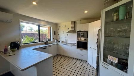 Family Living in the Heart of Papamoa. - Photo 5