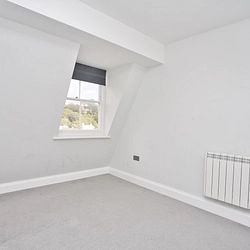 Marine Parade, CT20 1PX, Folkestone - Photo 2