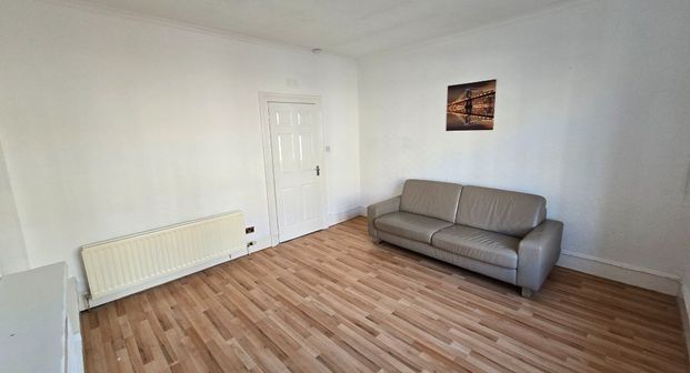 P1827: Walker Road, Torry, Aberdeen - Photo 1