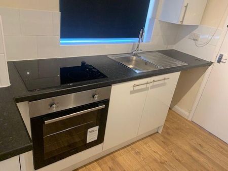 2 bedroom terraced house to rent - Photo 5