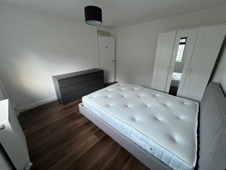 Room in a Shared House, Woodborough Road, NG3 - Photo 2