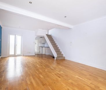 4 bedroom house to rent - Photo 1