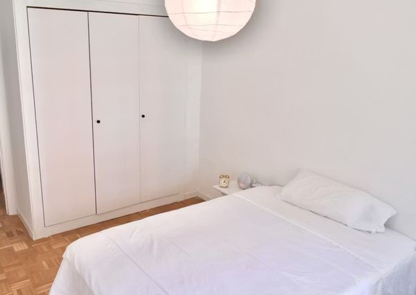 Calle de la Liberación, Madrid, Community of Madrid 28033