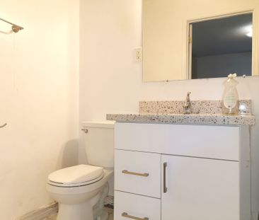 For Lease - 25 Picola Court Unit# Master bedroom, Toronto, Ontario - Photo 5
