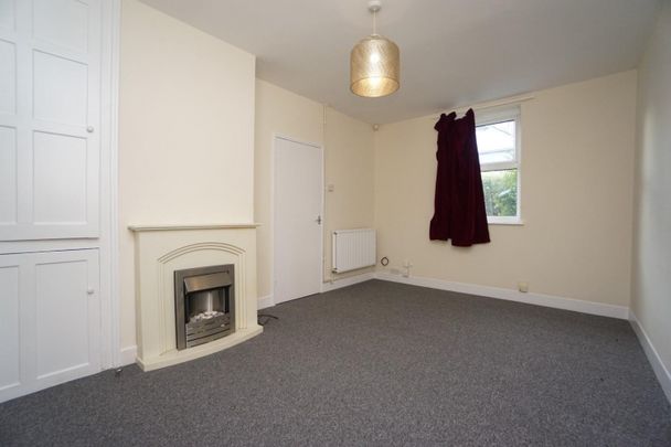 2 bedroom House To Let - Photo 1