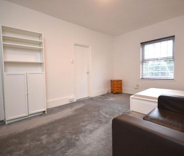 1 bedroom Flat To Let - Photo 6