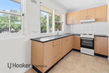 Modern Top Floor 2 Bedroom Apartment - Photo 5