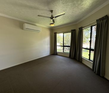 Serenity by the Sea: Your Dream Family Home in Bushland Beach - Photo 1