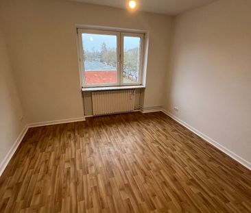 Geräumige 3-Zimmer-Wohnung mit Balkon und Küchenzeile! - Photo 5