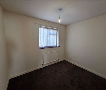 4 bedroom house to rent Deanside Drive, Loughborough, LE11 - Photo 5