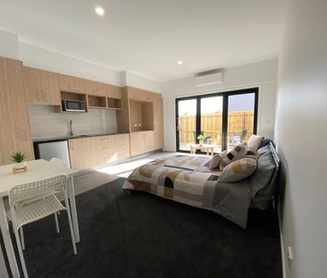 STUDIO STYLE ROOMING HOUSE APARTMENTS AVAILABLE - Photo 5