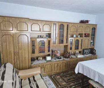 Podul de piatra Kaufland apartament cu 3 camere la casa - Fotografie 5