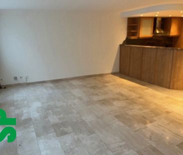 Centraal gelegen appartement met ruim terras. - Foto 1