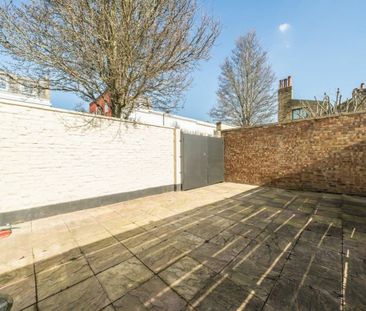 Lyndhurst Way, SE15, London - Photo 3