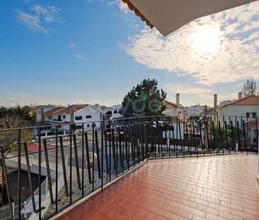 Moradia T3 em Lisboa - Photo 2